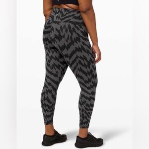 Lululemon Wunder Train High-Rise Tight 25" in Voltage Graphite Grey Black